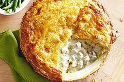 CHICKEN MUSHROOM PIE