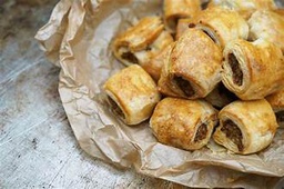COCKTAIL SAUSAGE ROLLS